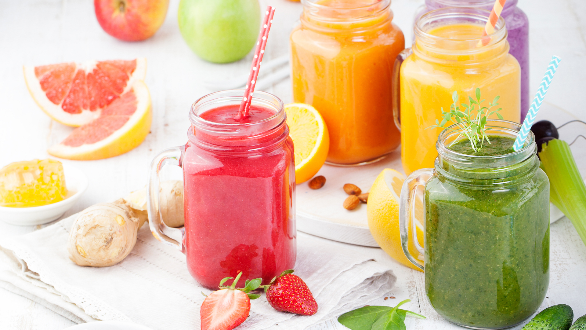 Smoothies vs. juices The GoodLife Fitness Blog