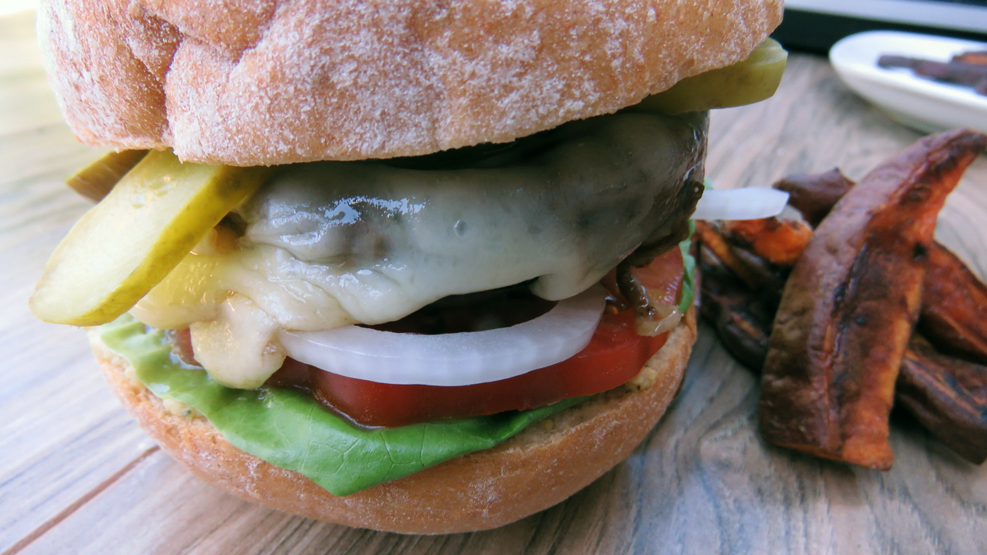 Portobello mushroom burger | The GoodLife Fitness Blog