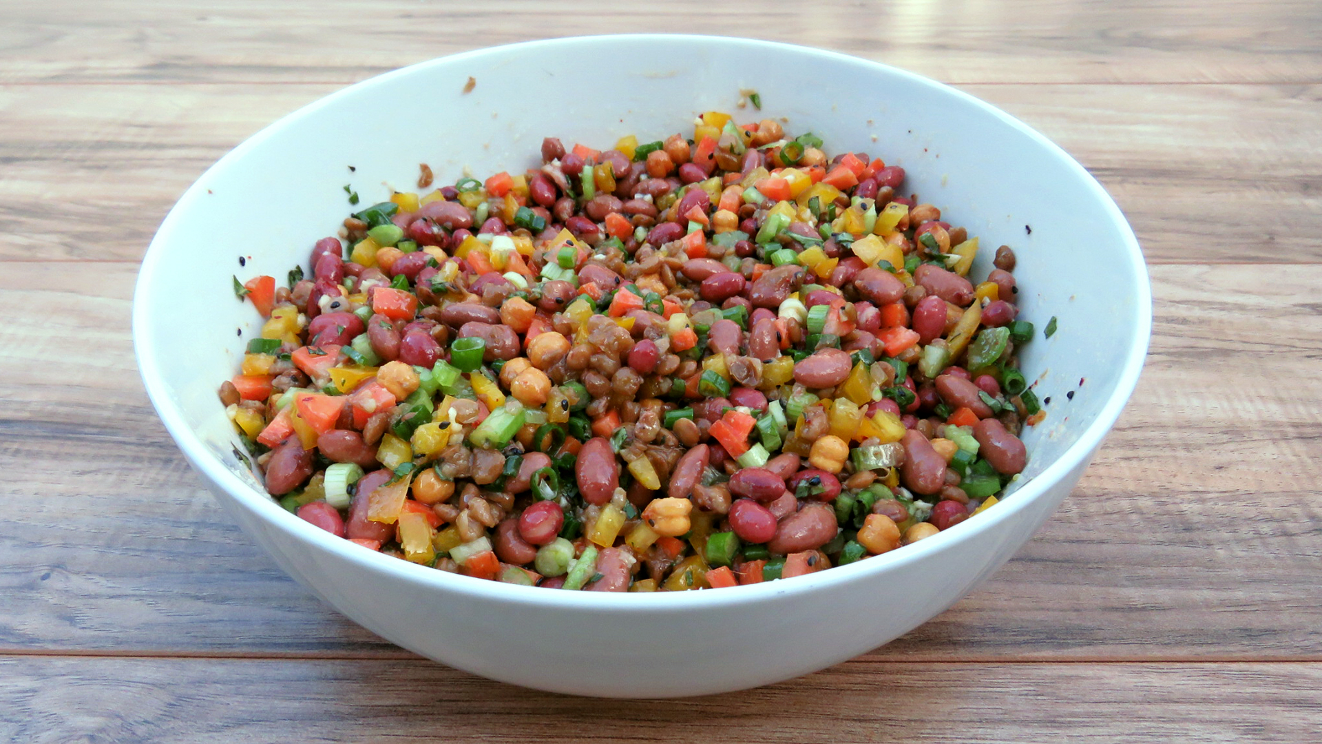 Heart healthy bean and lentil salad The GoodLife Fitness Blog