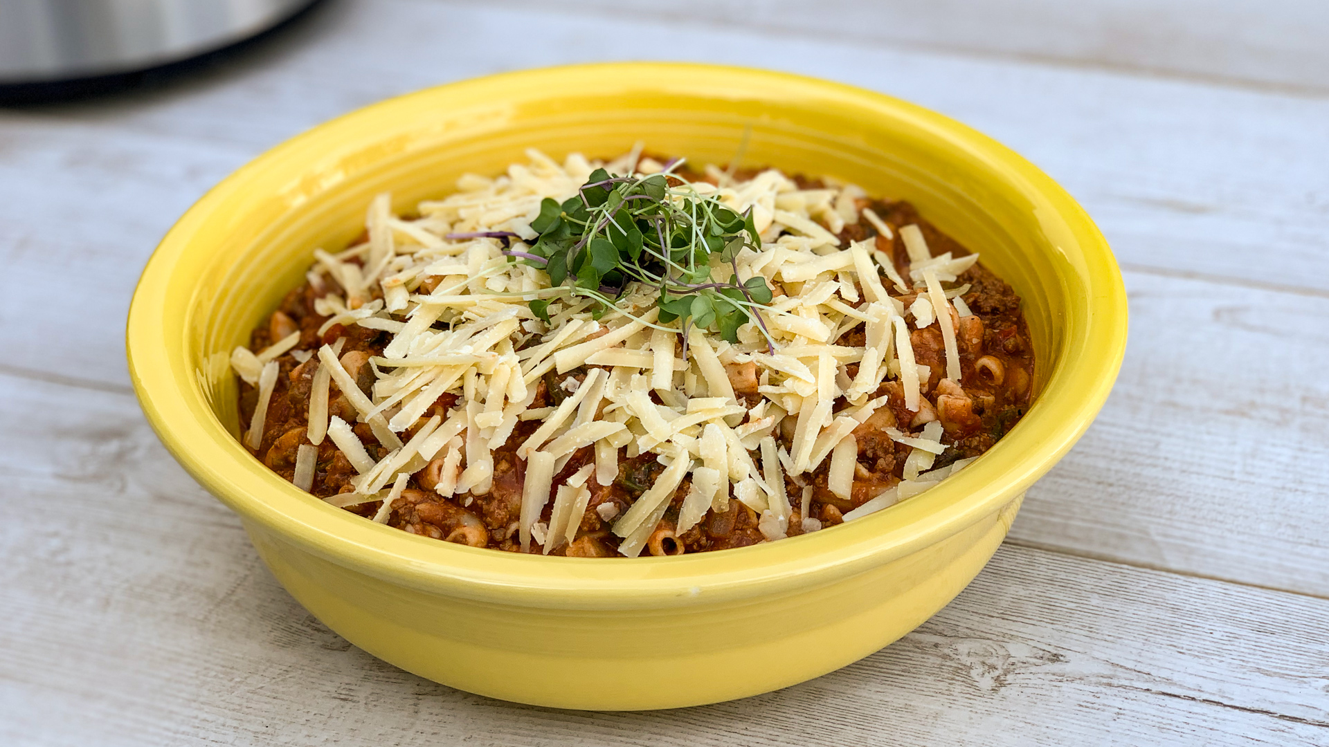 Slow cooker American goulash | The GoodLife Fitness Blog